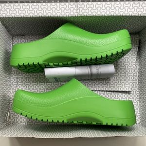 Birkenstock Super-Birki Clog in Apple Green BNIB